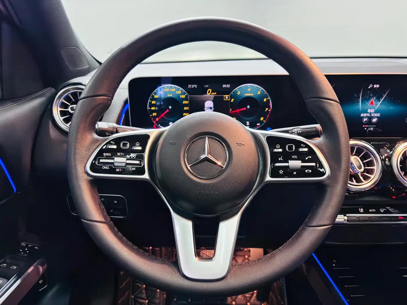 Mercedes-Benz GLB 2020 Facelift GLB 200 Dynamic фото 12