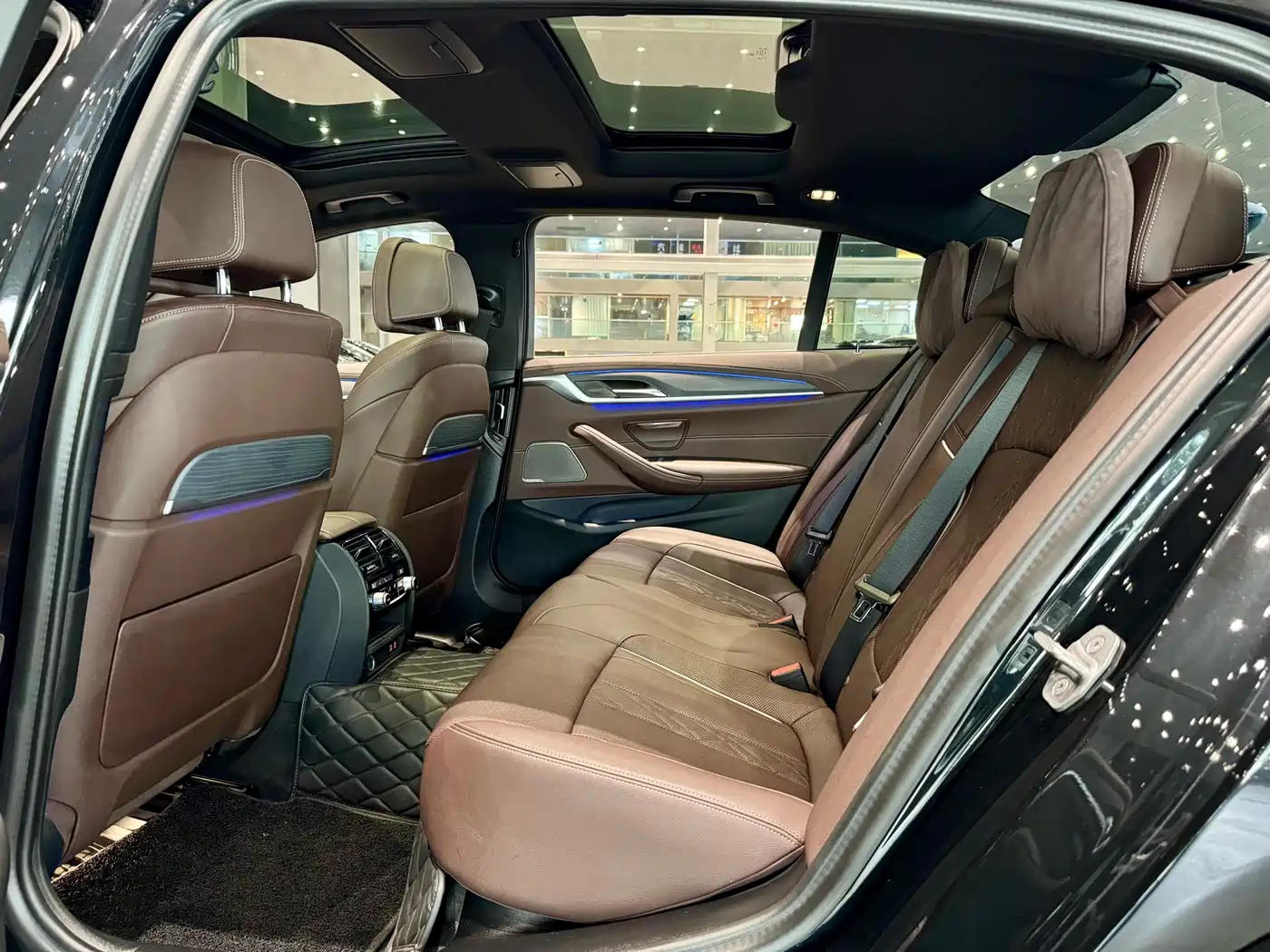 BMW 5 Series 2023 530Li Premium M Sport Package фото 6
