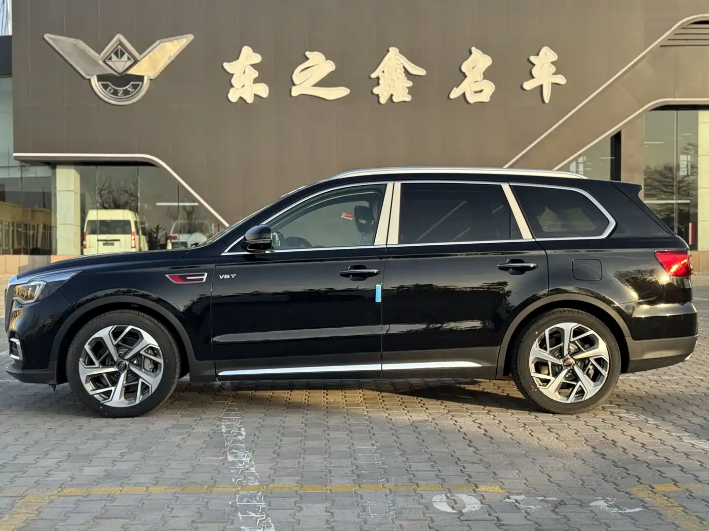 Hongqi HS7 2022 3.0T Automatic 4WD ZhiLian QiChang Edition 5-seater фото 4