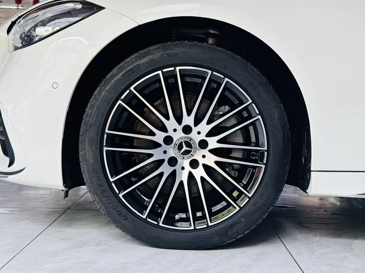 Mercedes-Benz C-Class 2024 C 260 L Sport фото 5
