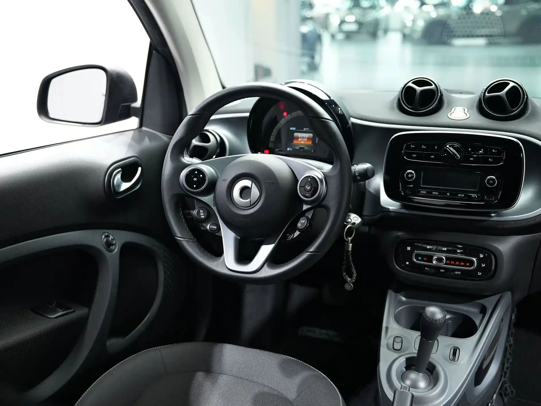 Photo 14 - smart fortwo