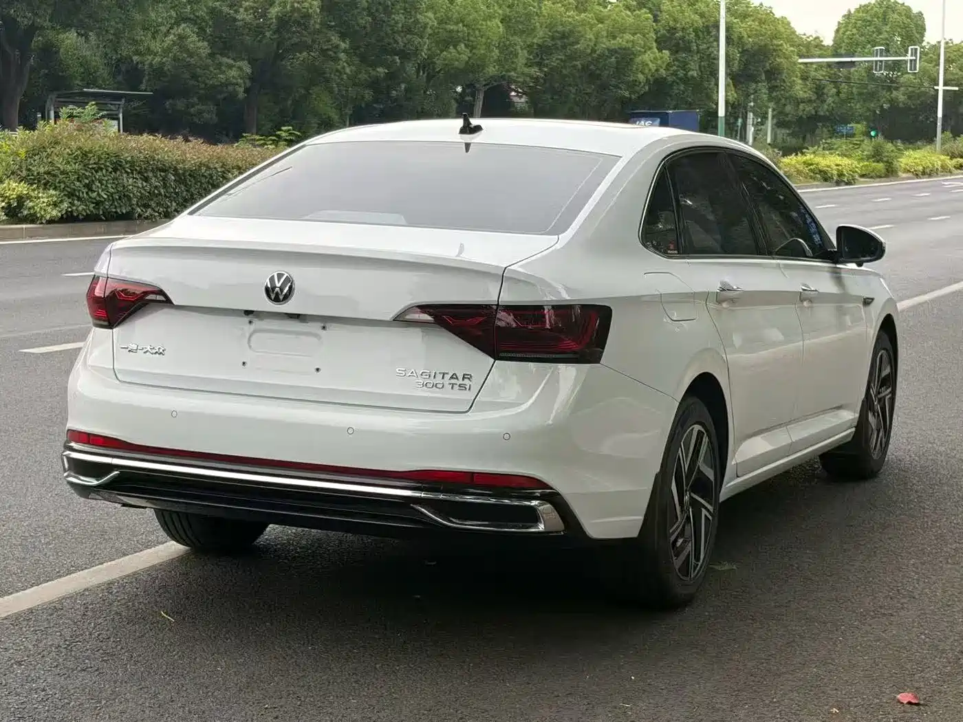 Volkswagen Sagitar 2024 300TSI DSG Excellence Edition фото 5