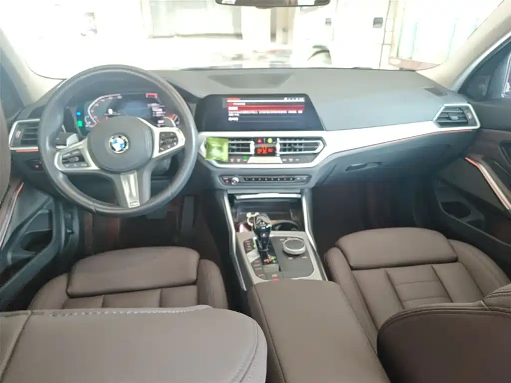 BMW 3 Series 2020 325i M Sport Black Night Package фото 10