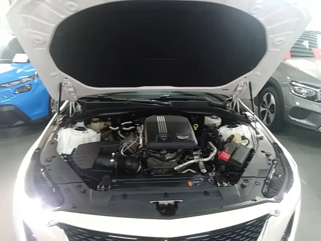 Cadillac CT5 2026 2023 28T Luxury Style (Standard Edition)