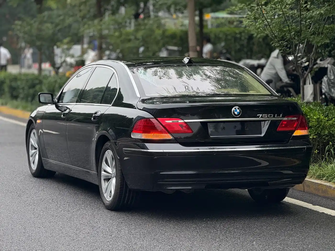 Фото 4 - BMW 7 Series