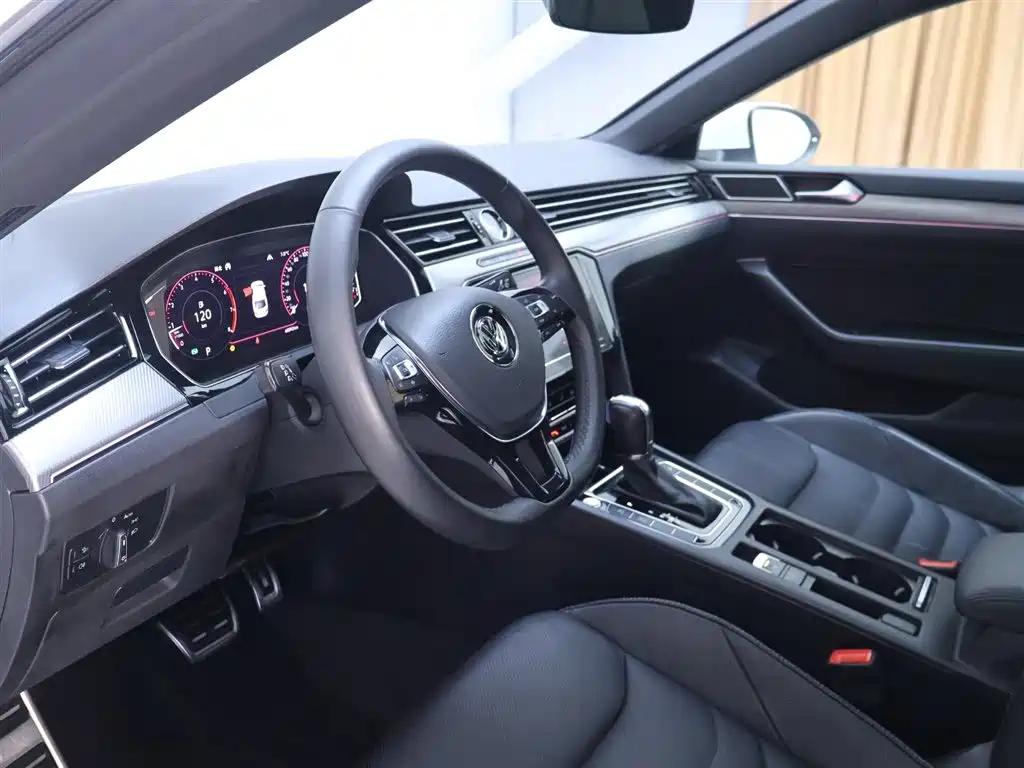 Volkswagen FAW-Volkswagen CC 2020 330TSI Glamour Version China VI фото 11