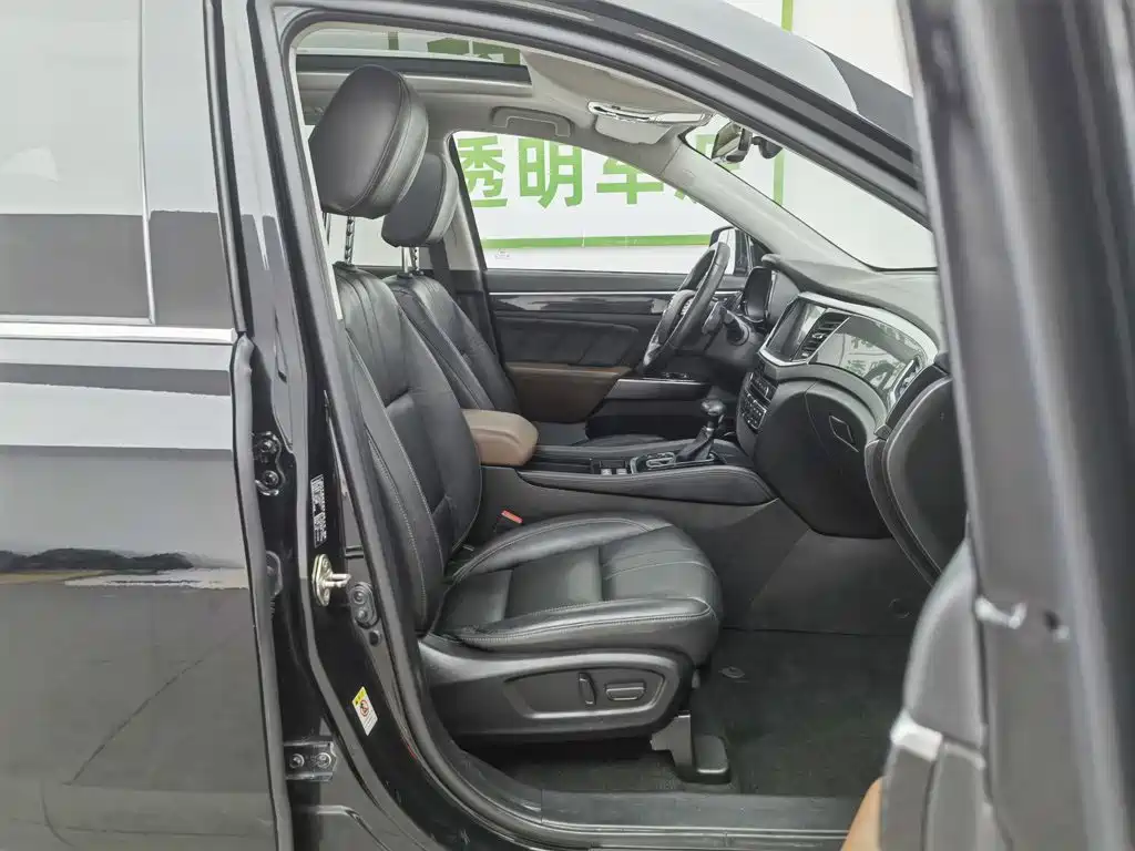 GAC Trumpchi Trumpchi GS7 2017 2017 320T 2WD Luxury Smart Connect