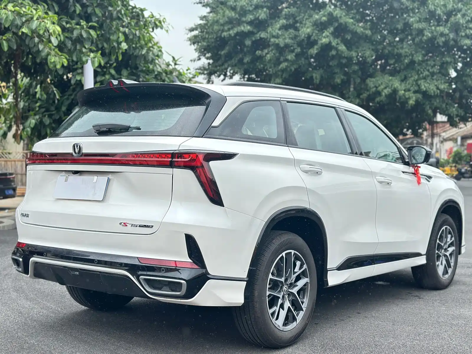 Фото 14 - Changan CS75 PLUS