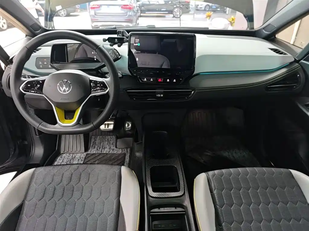 Volkswagen ID.3 2024 Ultimate Intelligence Edition фото 10