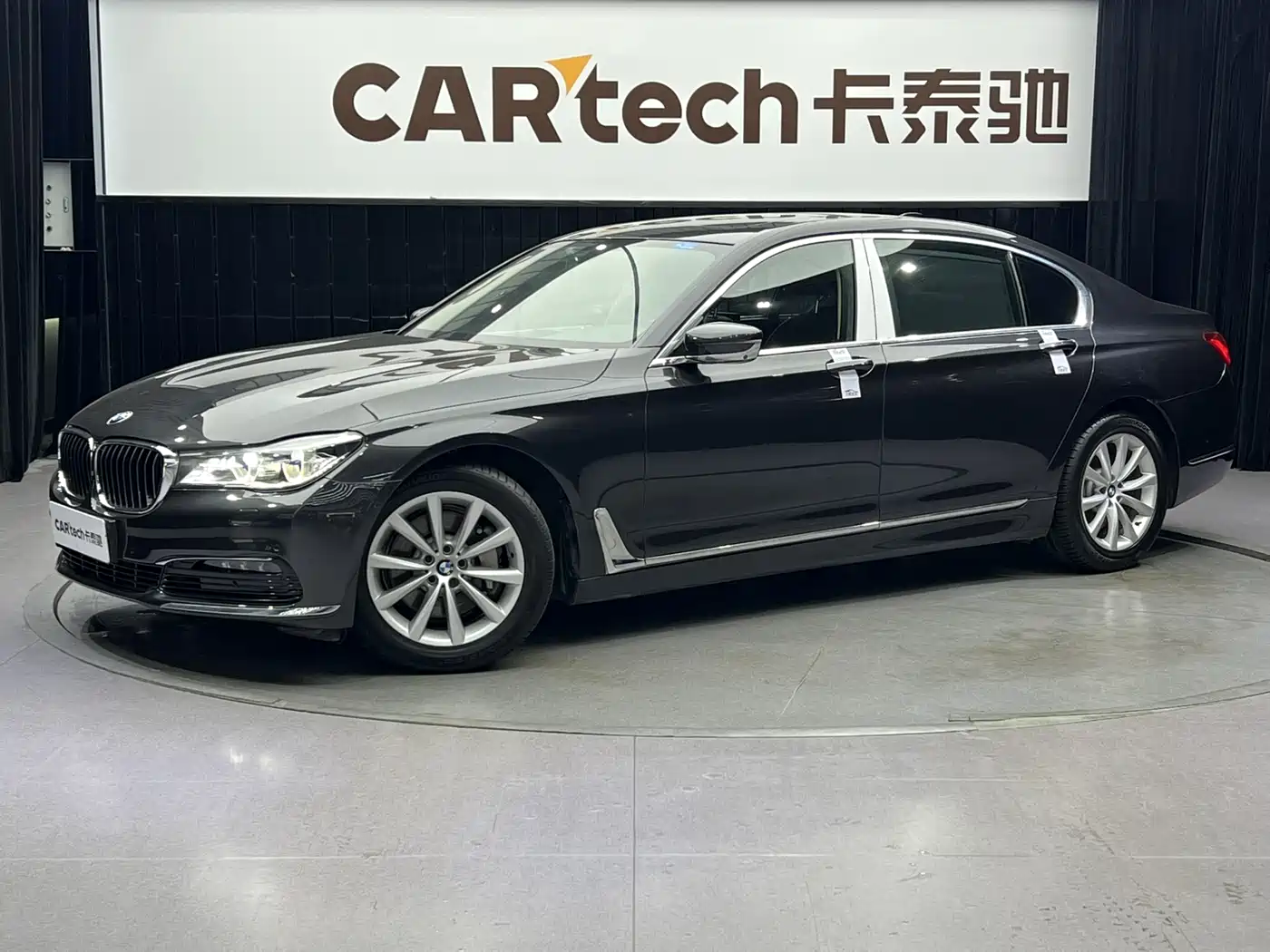 BMW 7 Series 2016 730Li Luxury
