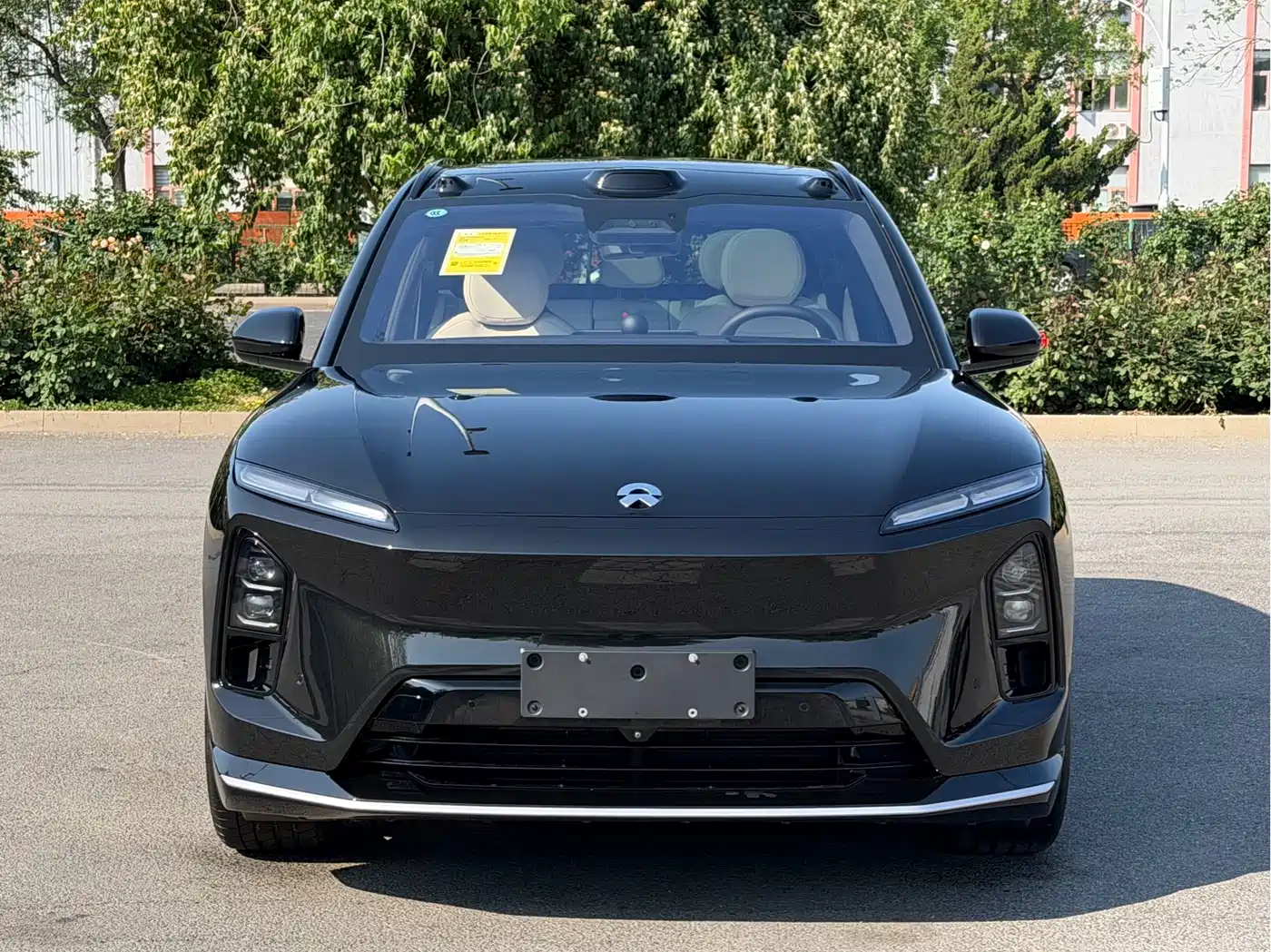 NIO ES6