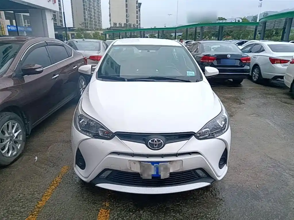 Toyota YARiS L Zhi Xiang 2017 1.5E CVT Charming Edition фото 3