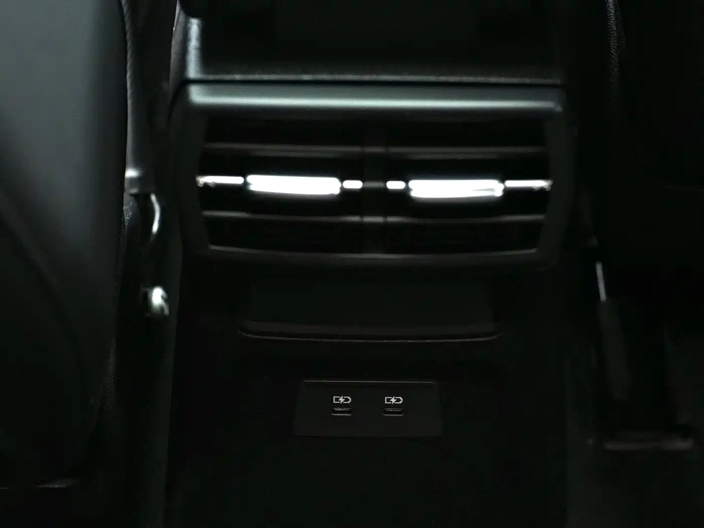 Audi A3 2023 Facelift A3L Limousine 35 TFSI Fashion Sport фото 17