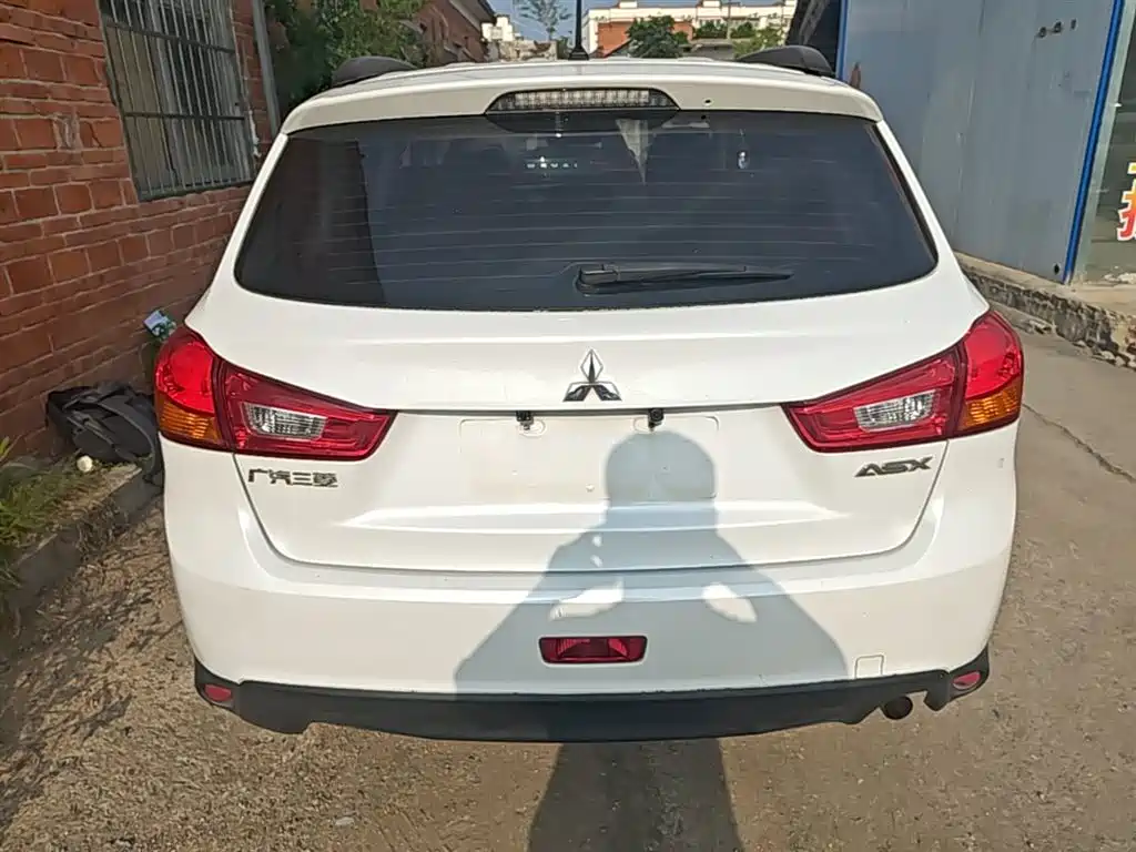 Mitsubishi ASX 2015 2013 2.0L CVT 2WD Elite