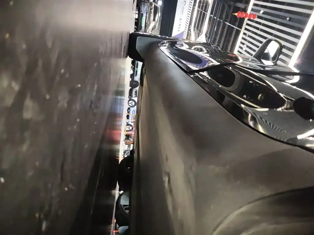 Фото 22 - Tesla Model Y