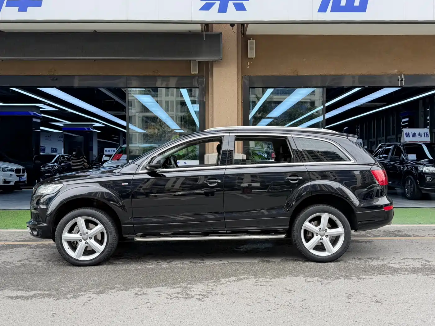 Audi Q7 2013 35 TDI Leading фото 11