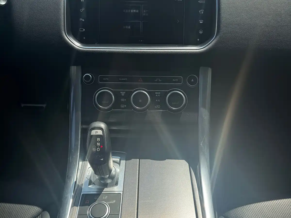 Land Rover Range Rover Sport 2016 Model 3.0 SC V6 HSE DYNAMIC фото 21