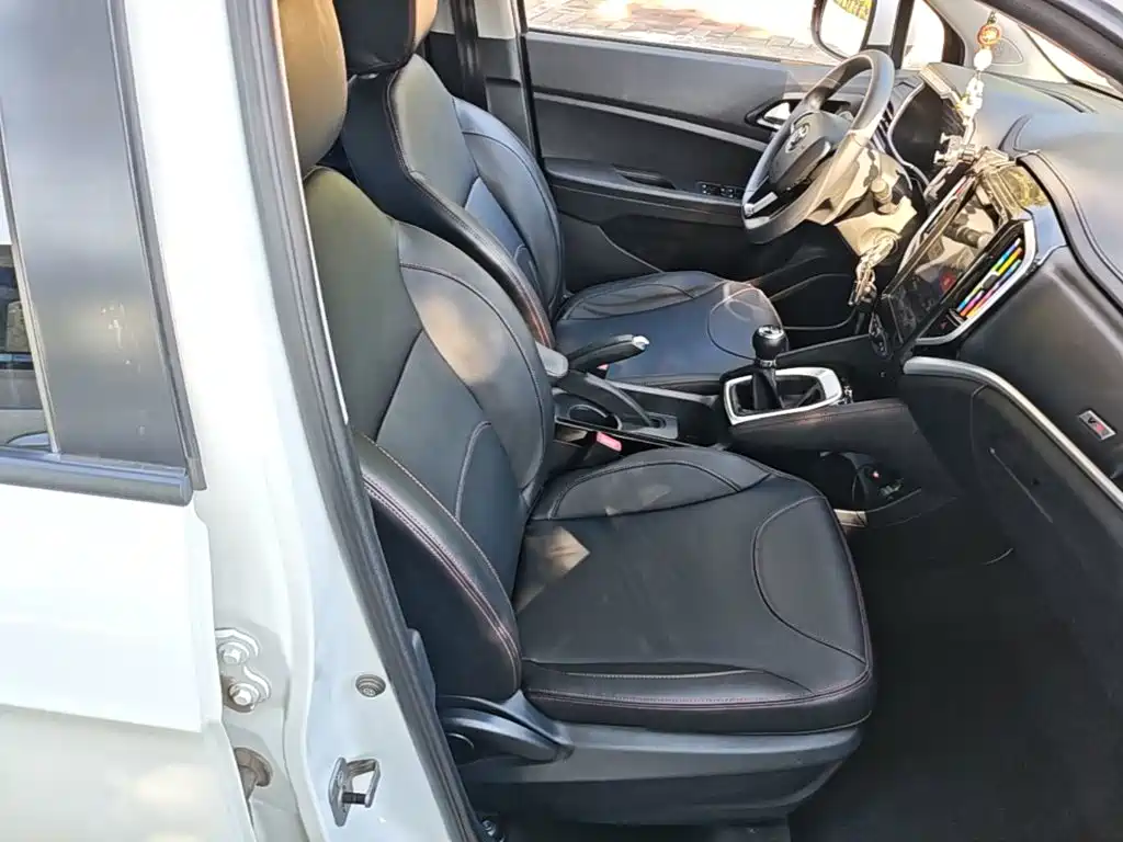 Zhonghua V3 2020 2020 1.6L Manual Classic Edition