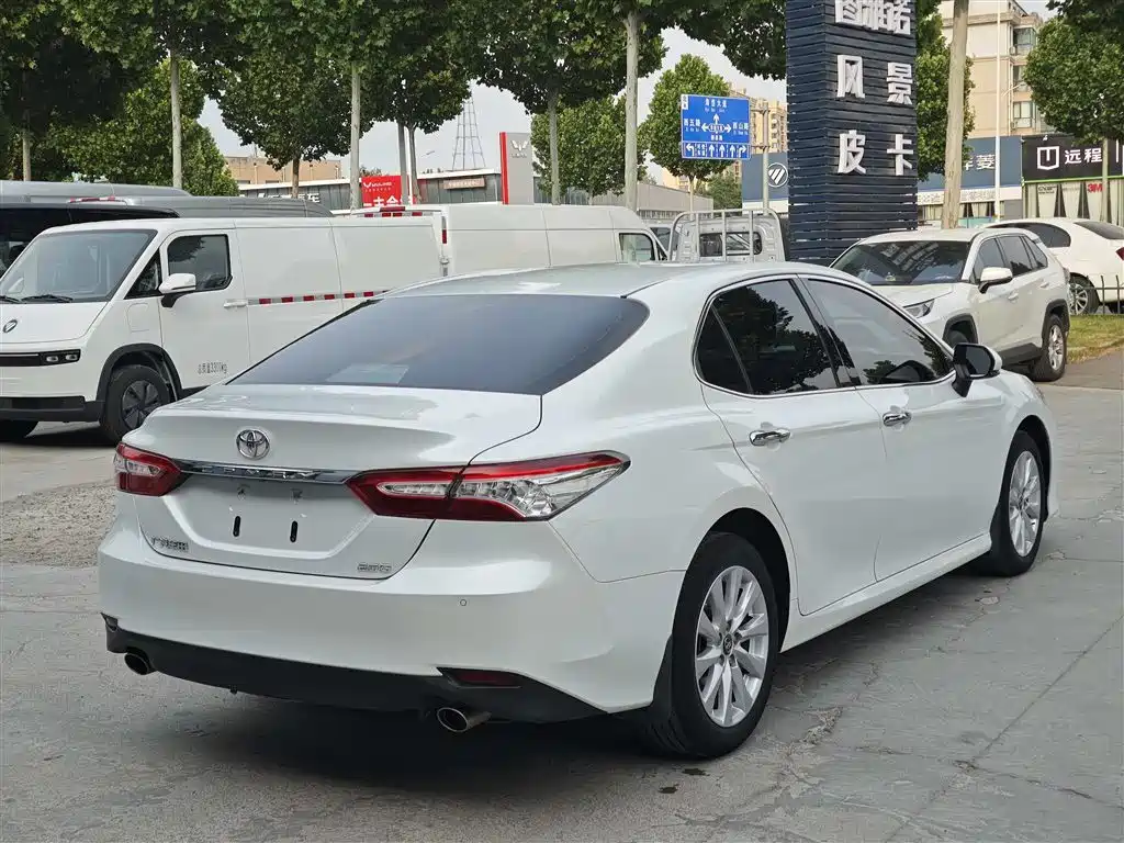 Toyota Camry 2019 Facelift 2.0G Luxury Edition фото 5