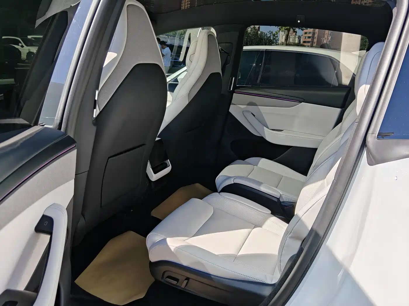 Tesla Model Y L 2026 2025 Facelift Long Range AWD