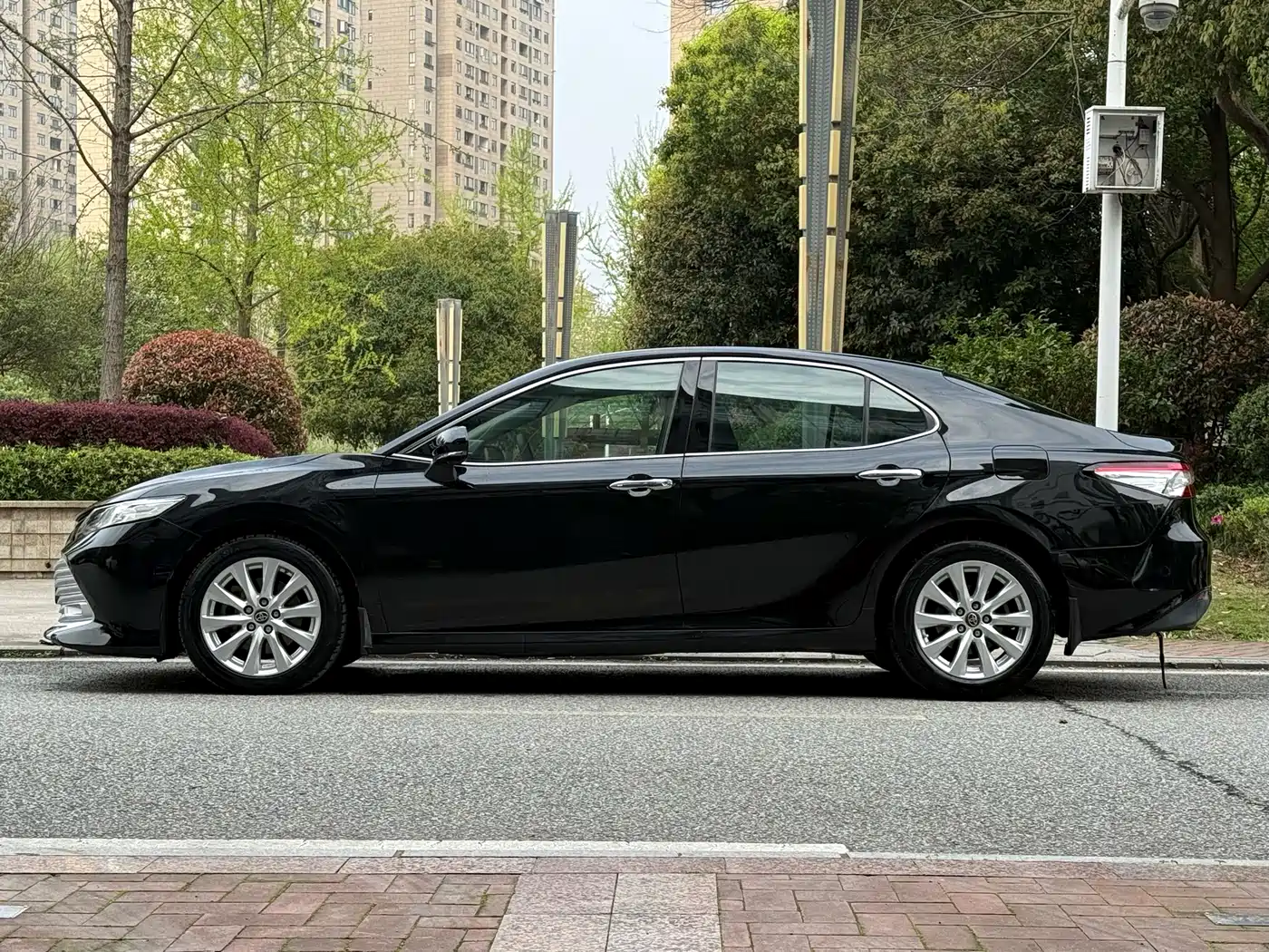 Toyota Camry 2018 2.0G Luxury Edition фото 7