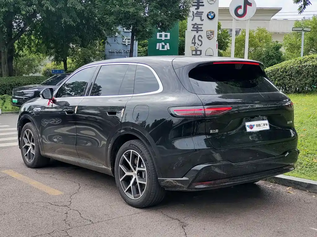 2026 Aito AITO M6