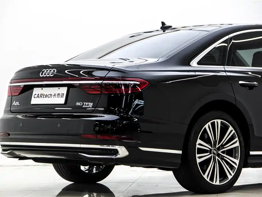 Audi A8 2024 Model A8L 45 TFSI quattro Luxury фото 11