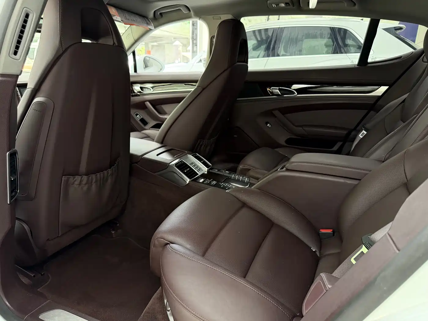 Porsche Panamera 2016 Panamera Executive Edition 3.0T фото 18