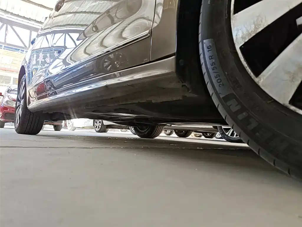 Volkswagen Sagitar 2018 1.6L Automatic Comfort фото 21