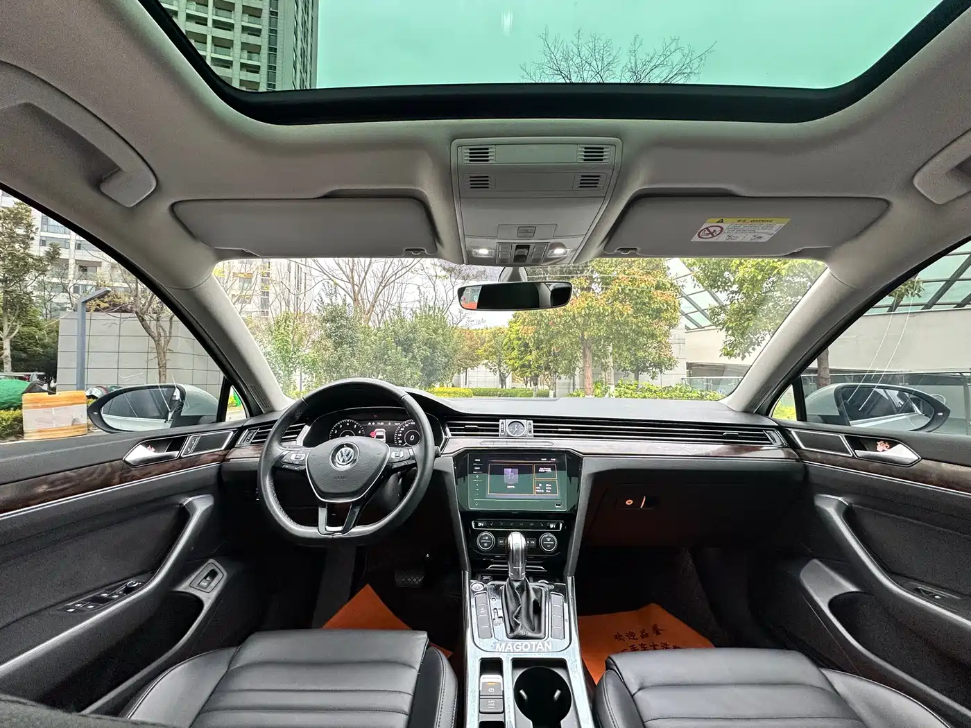 Volkswagen Magotan 2018 330TSI DSG Luxury фото 5