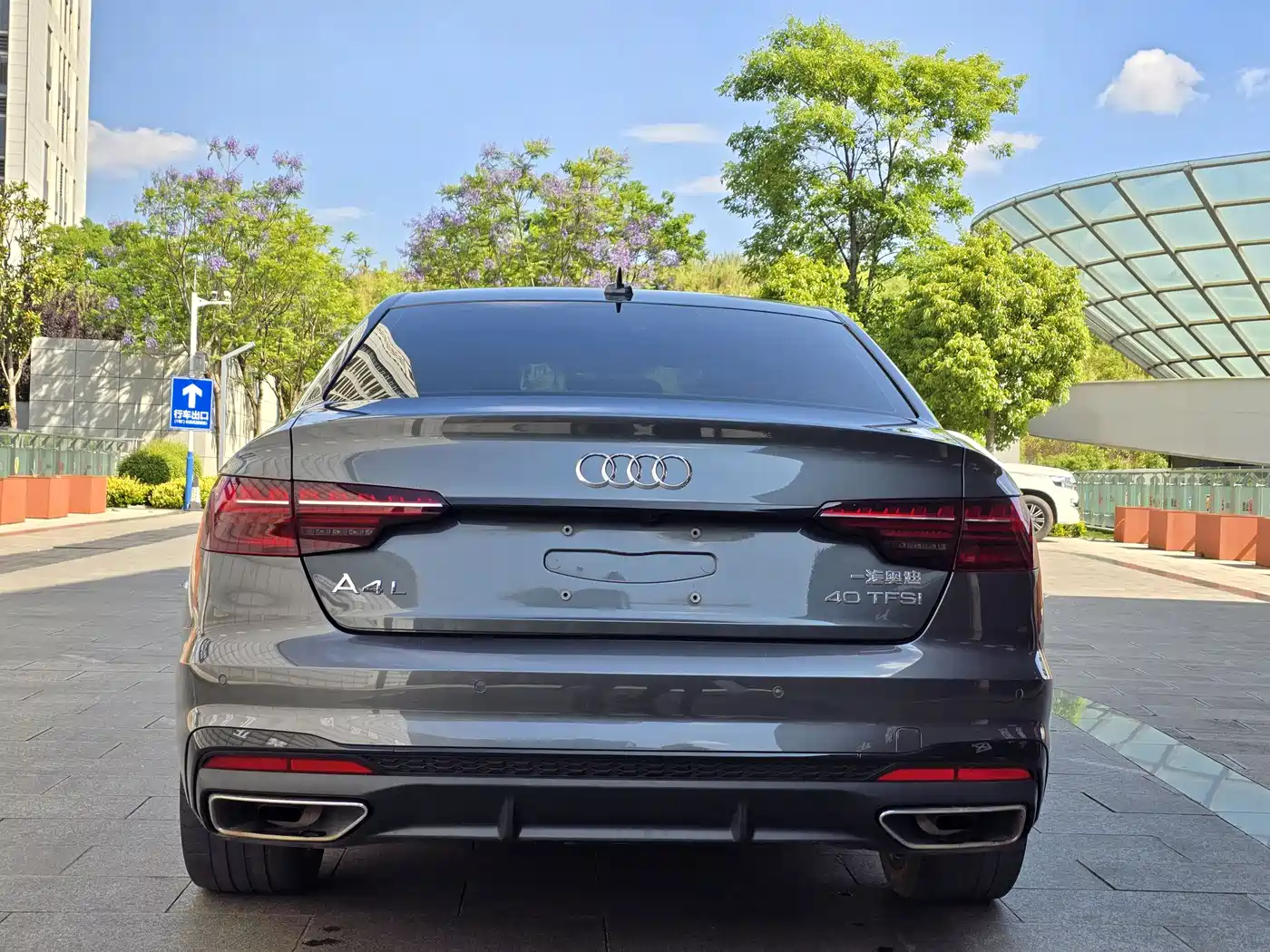 AUDI A4L
