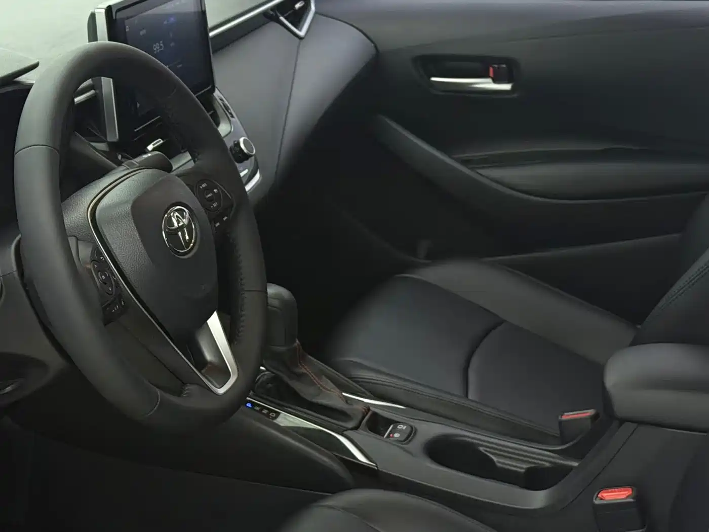 Toyota Corolla 2021 1.2T S-CVT Elite PLUS Edition фото 10