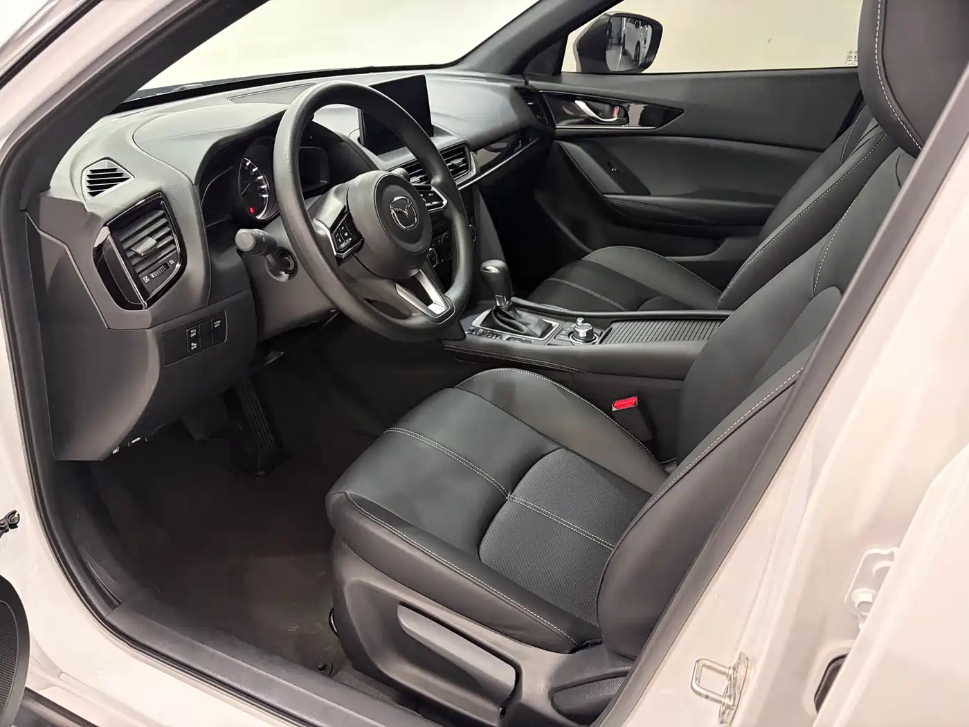Mazda CX-4 2023 2021 2.0L Auto FWD Skyactiv Explorer Edition