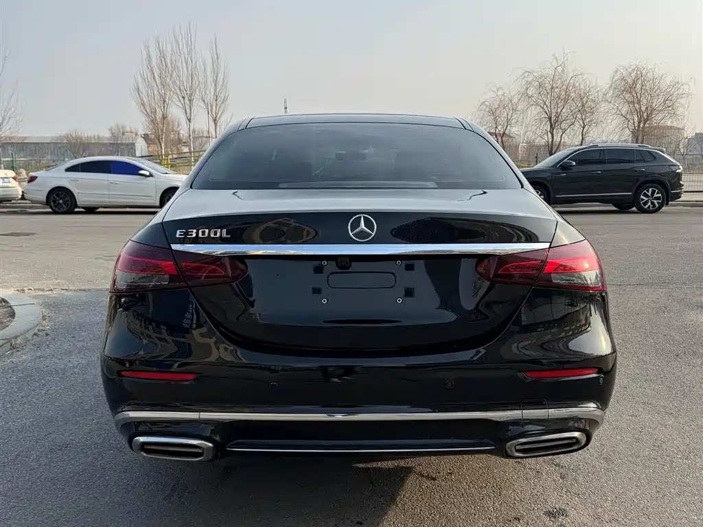  E CLASS