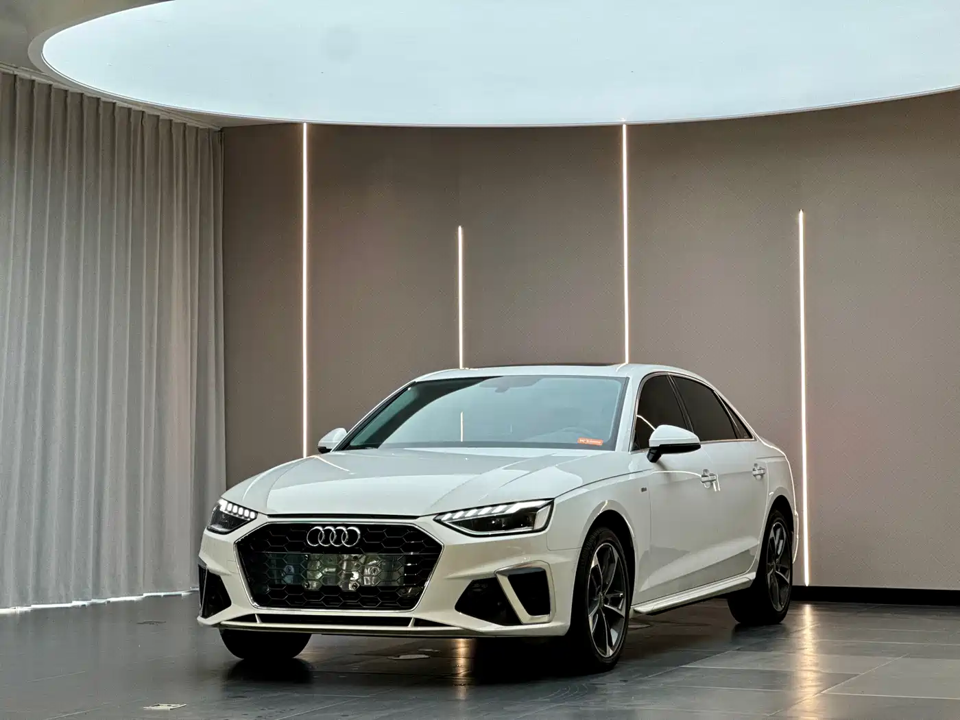 Audi A4L 2022 40 TFSI Fashion Dynamic