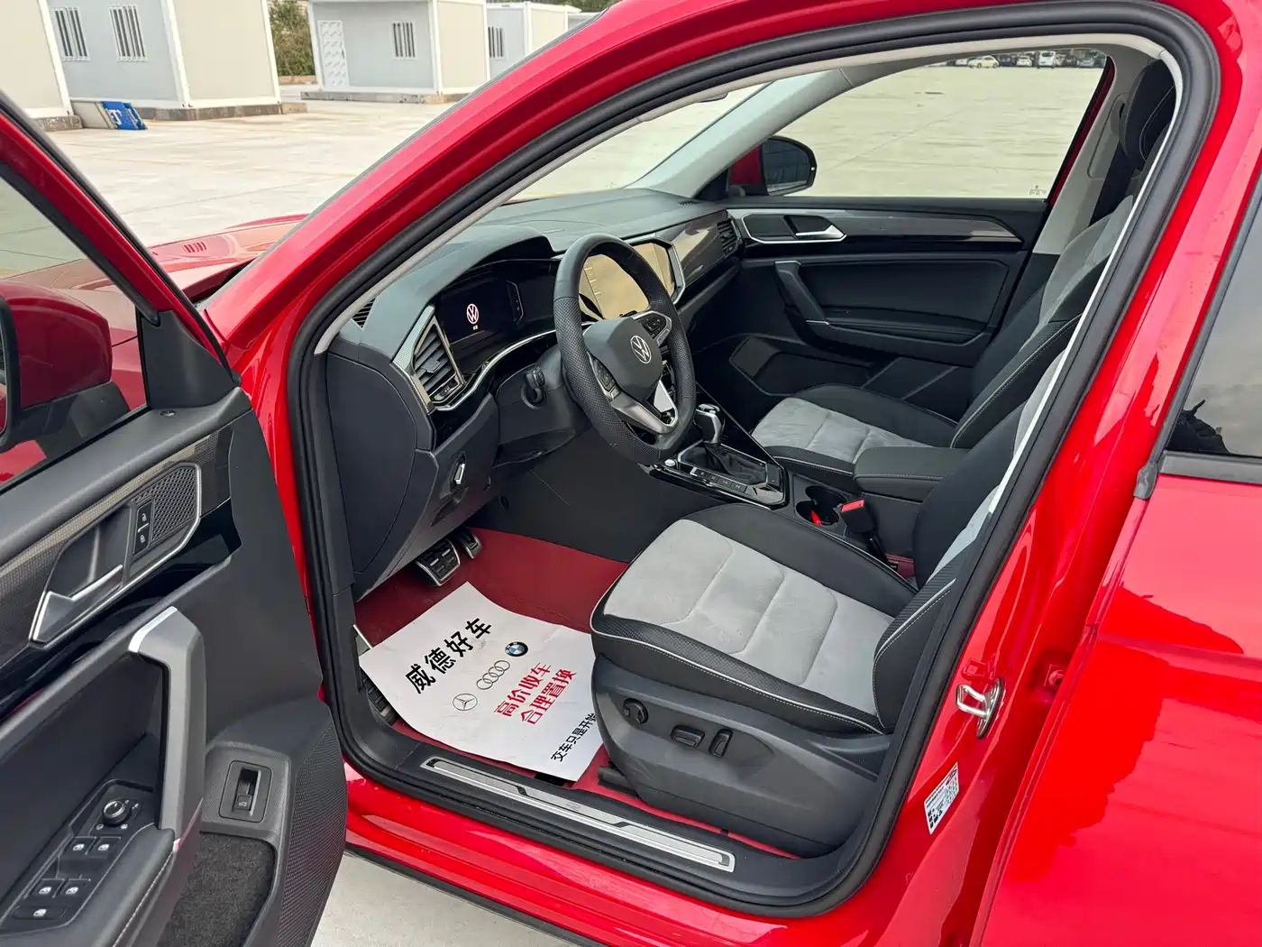 Volkswagen Tayron X 2020 330TSI 2WD Premium Smart Edition фото 6