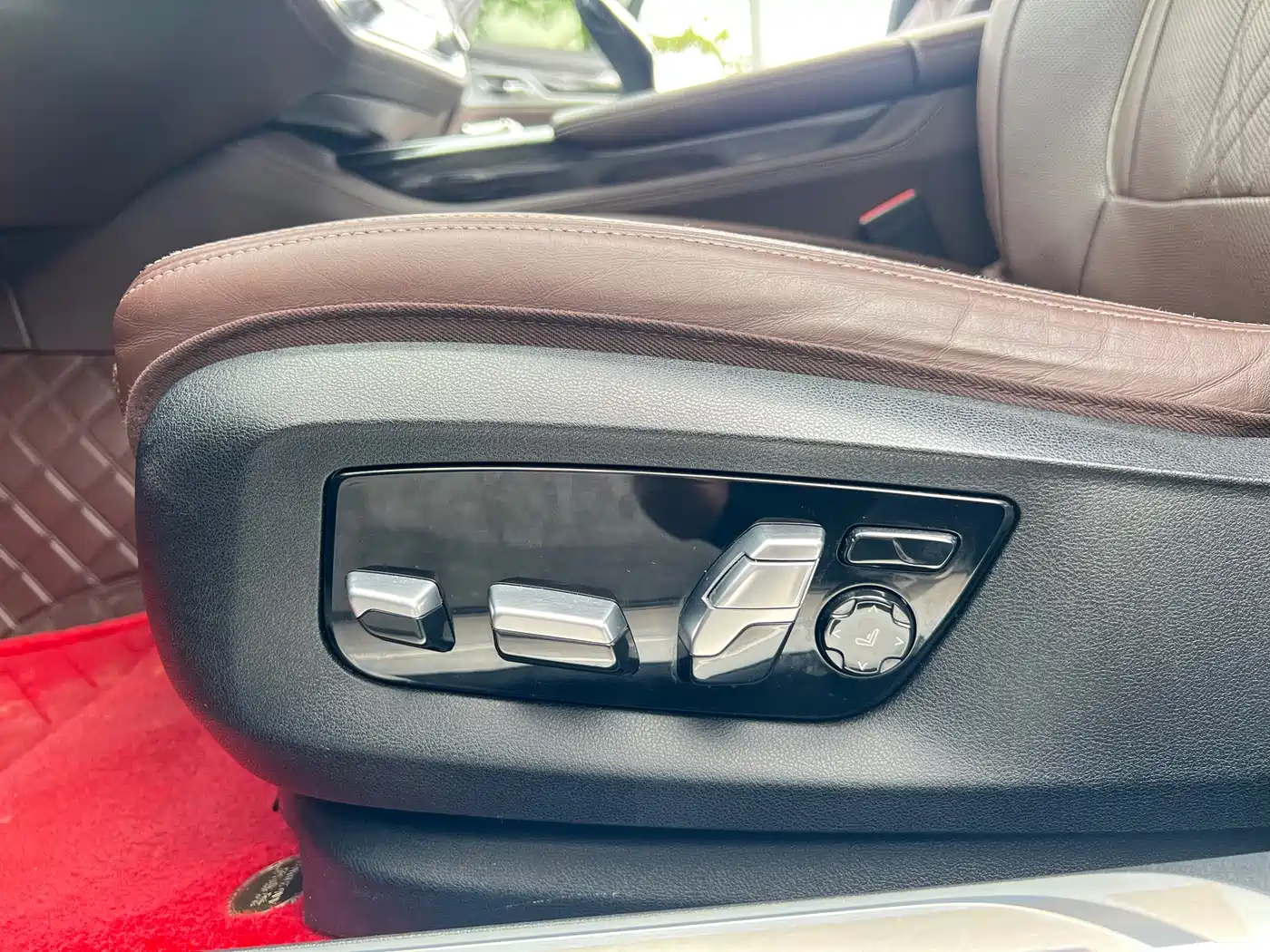 BMW 7 Series 2018 740Li Leading Type M Sport Package фото 30