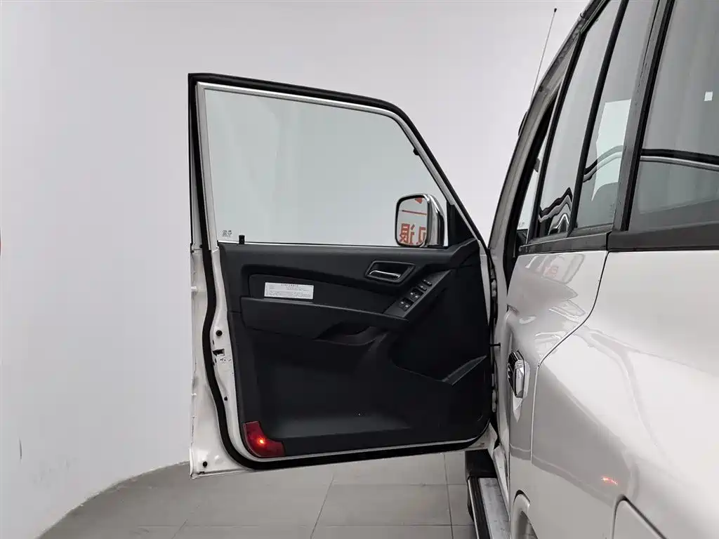 Leopaard Liebao Q6 2015 2.4L Manual 4WD Excellence фото 8