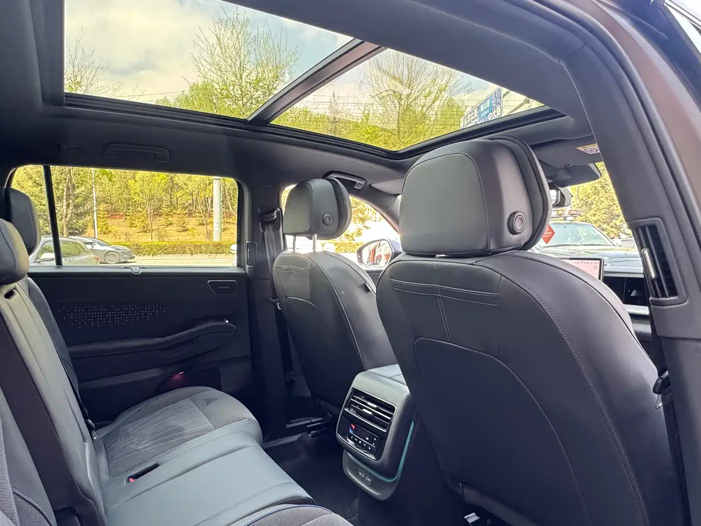 VOLKSWAGEN TOURANG