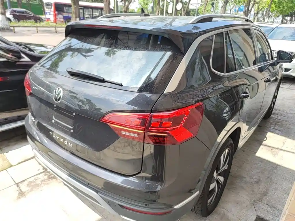 Volkswagen Tayron 2022 330TSI 2WD Luxury Smart Connect Edition фото 7