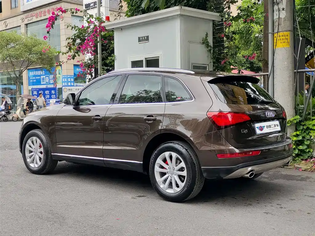 Audi Q5 2015 40 TFSI Technology фото 4