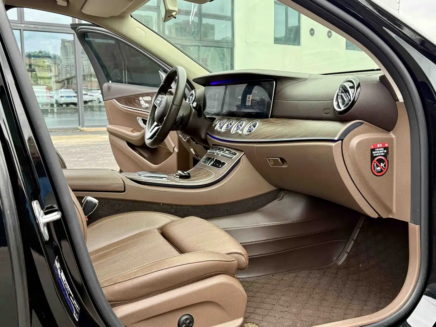 Mercedes-Benz E-Class 2019 E 260 L фото 8