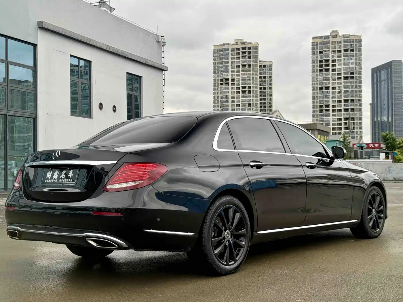 Mercedes-Benz E-Class 2019 E 260 L фото 12