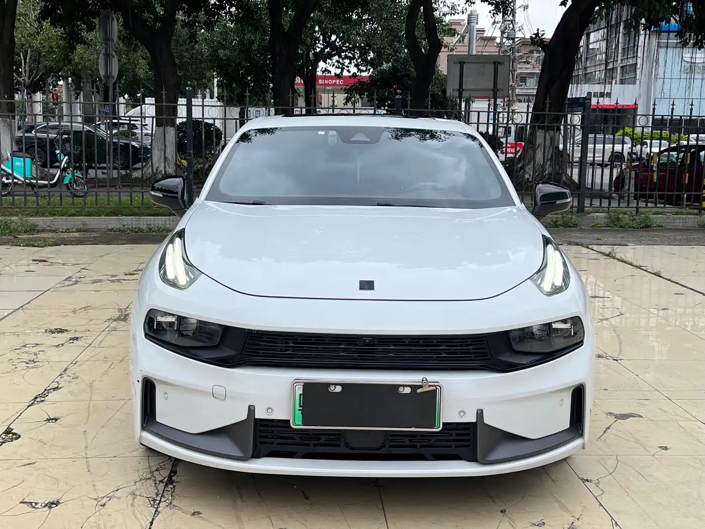 Lynk & Co 03 New Energy 2021 1.5T PHEV Pro фото 2