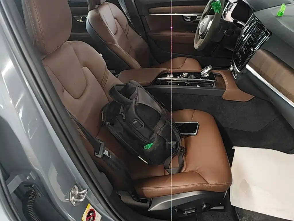 Volvo V90 2021 2021 Model Cross Country B5 AWD Smart Edition