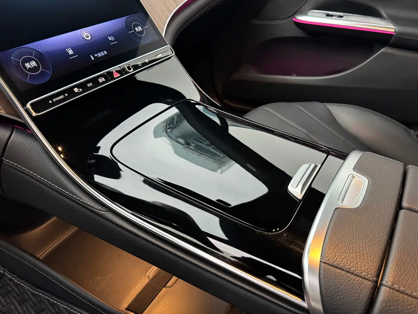 Mercedes-Benz EQE 2022 350 Pioneer Edition фото 14