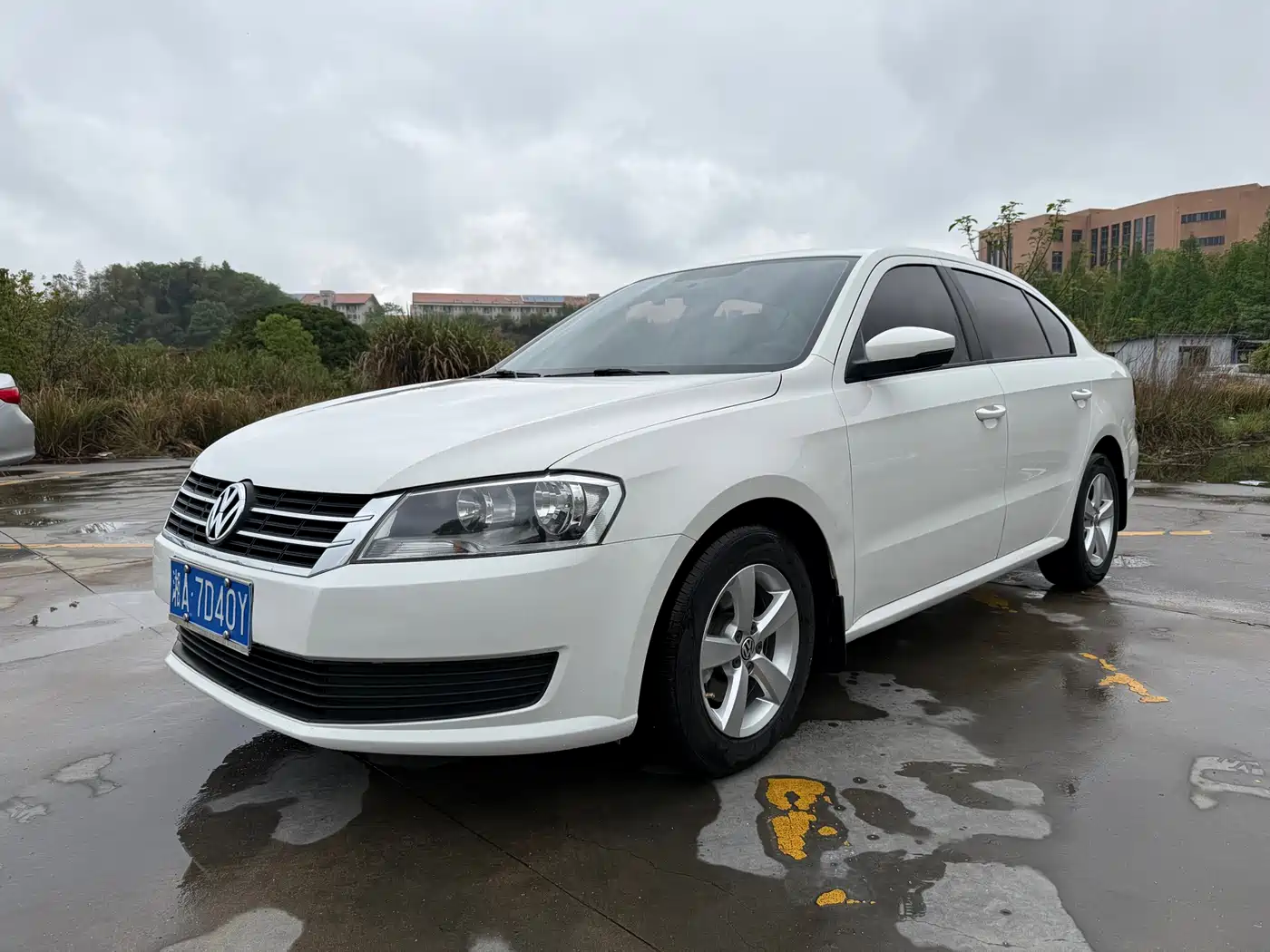 Volkswagen Lavida 2015 1.6L Automatic Trend Edition
