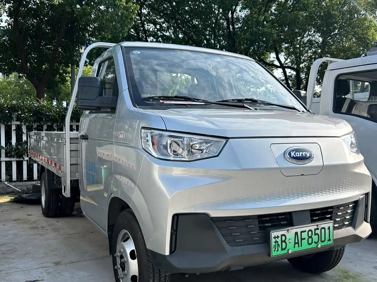 Karry Xiaoxiang X7 2025 2024 AVIC Battery (3815 Cargo Box) Flatbed Truck - Luxury Type