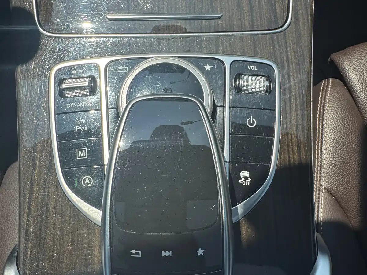 Mercedes-Benz GLC 2019 GLC 260 4MATIC Dynamic фото 19
