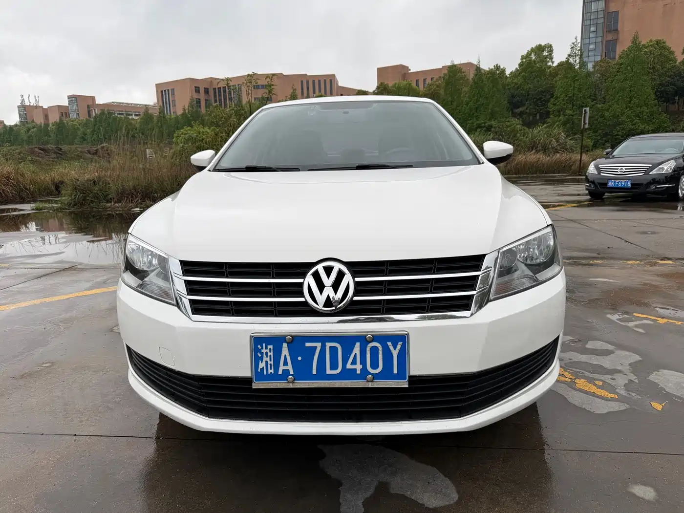 Volkswagen Lavida 2015 1.6L Automatic Trend Edition фото 2